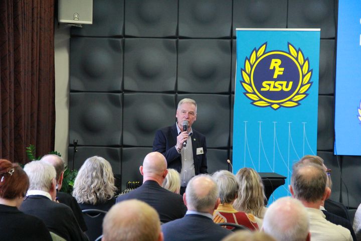 Christer Östholm fick förnyat förtroende som ordförande för RF-SISU Västra Götaland vid idrottsrörelsens distriktsstämma 2024.