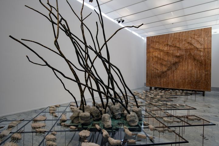 Lars Kleen, Flod, 2021-2023 och Vägg, 1986-1989. Foto: Petter Antonisen