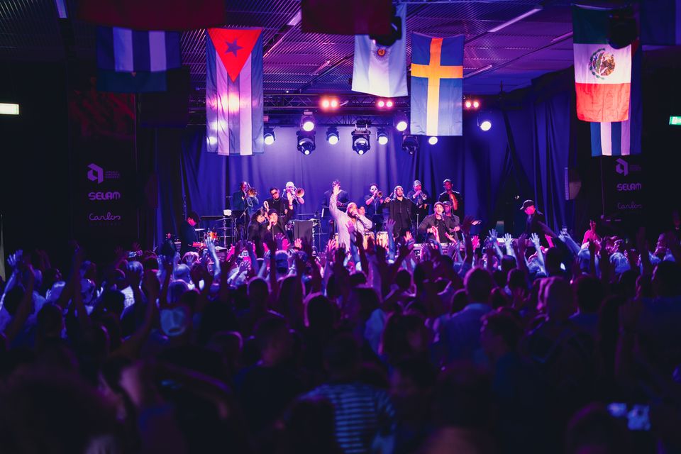 Succéartad salsafest med kubanska Havana D'Primera på UKK i augusti 2024. Foto: David West