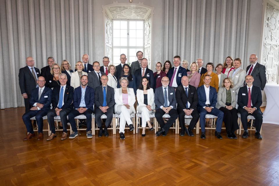Höghöjdsmöte Uppsala slott i samband med avsiktsförklaring för ökat samarbete inom life science 14 juni 2023