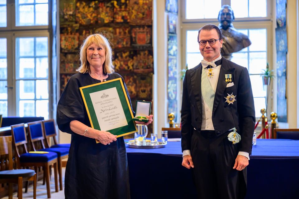 Karin Lundh, Källemo, tar emot Näringslivsmedaljen 2025