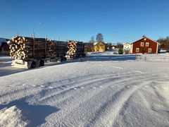 Timmerlastbil i Hällesjö, foto: Ulrika Edlund