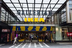Många unga har hittat till IKEA i Gallerian som nu passerat en miljon besök.