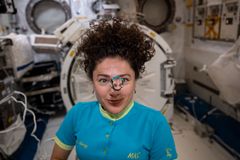 Jessica Meir ombord på den internationella rymdstationen, ISS. Foto: Nasa