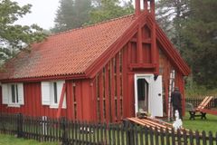 Byggåret för Brämöns kapell i Medelpad har tidigare varit okänt men har nu  daterats till 1620. Foto: Daniel Olsson/Länsmuseet Gävleborg