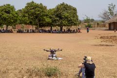 Ett team från serien World Hacks på BBC var också på plats för att dokumentera de tester som Everdrone genomförde med autonoma drönare.
(Malawi 2017-10-10)