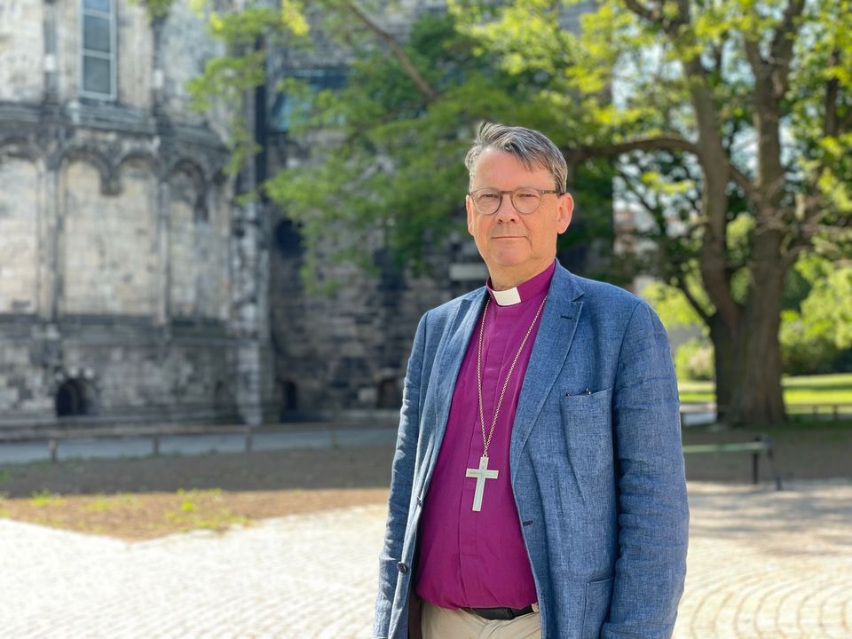 Biskop Johan Tyrberg i Lundagård tidig sommar_Foto Camilla Lindskog