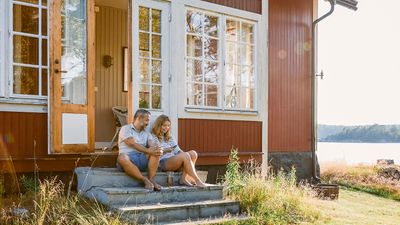 I Kronobergs län får bostadsköparna mest sommarstuga för pengarna. Det visar en ny kartläggning av Länsförsäkringar Fastighetsförmedling.