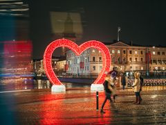 Det röda hjärtat vid Brunnsparken tänds på nytt i år. Foto: Happy Visuals/Göteborg&Co