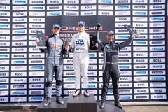 Prispallen race 2 Carrera Cup. Fr.v: Hampus Ericsson, Lukas Sundahl, Jan Magnussen. Foto: Armin Hadzic