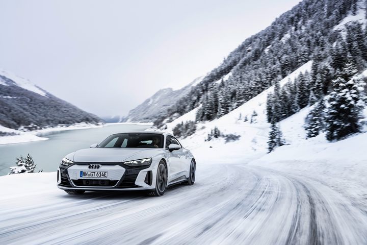 Audi ökar investeringarna i e-mobilitet