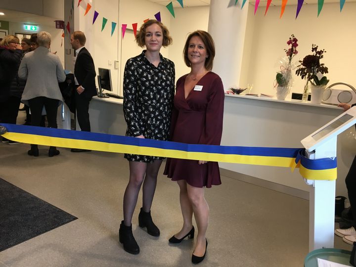 Malena Ranch (MP), ordförande för vårdstyrelsen, och Maria Cederblad, verksamhetschef för Gränbystadens vårdcentral.