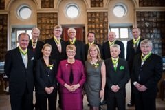 Näringslivsmedaljörer 2010. Främre raden: Stefan Persson, Filippa Knutsson, Maud Olofsson, Anette Beijer, Erik och Mats Paulsson Bakre raden: Bengt Liljedahl, Stefan Mattsson, John Olov Bennmarker, Thomas Hedberg, Ove Danielsson och Bertil Eklund.