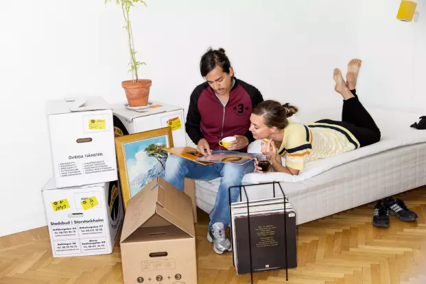 Fyra av tio unga bostadsägare uppger sig vara oroliga för prisutvecklingen på sin bostad.