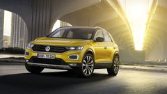 T-Roc Det finns massor av möjligheter att få T-Roc exakt som man själv vill ha den. Kunden kan välja mellan olika dekorer och 2-färgade designer.