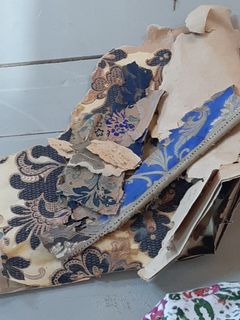 Isabella Mazzanti, old wallpaper