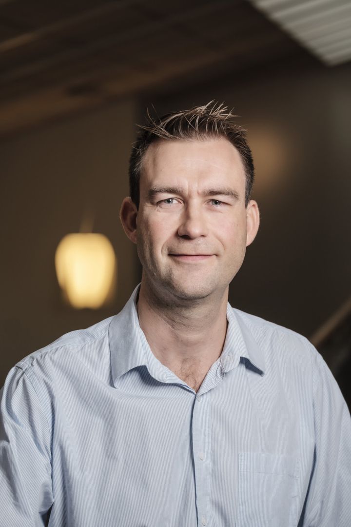 Professor Olof Ejermo börjar på Ratio.