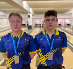 Robin Noberg och Carl Eklund tar silver.