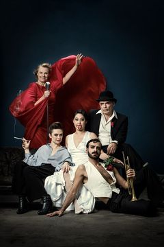 Fotograf: Sören Vilks Bildtext: Arja Saijonmaa, Frida Beckman, Lisa Hu Yu, Robert Hannouch och Peter Järn