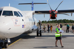 Fler och fler väljer att flyga till och från Kalmar