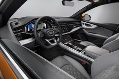 Audi Q8 interiör