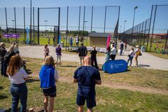 Invigning av två nya fotbollsplaner på Gärdets sportfält. Foto: Lennart Johansson