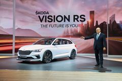 Världspremiär för ŠKODA VISION RS i Paris
ŠKODA CEO, Bernhard Maier, presenterade konceptbilen ŠKODA VISION RS den 2 oktober 2018 på Paris Motor Show.