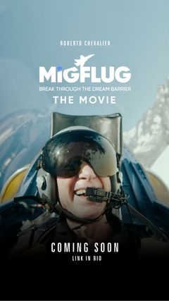 Film Poster showing Roberto Chevalier - Tom Cruise' Italian voice - during his flight in the Swiss Alps to prepare for Top Gun: Maverick