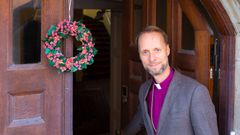 Varje år på tredje advent öppnar biskop Mikael Mogren sitt hem i Biskopsgården.  Foto: Åke Paulsson