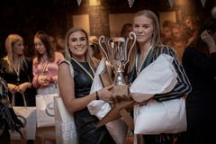 Guld i kategorin Hotell på Gymnasie-SM i Grythyttan gick till eleverna Lucy Fryer och Nelly Turesson på Drottning Blankas Gymnasieskola, Södra Kyrkogatan i Helsginborg