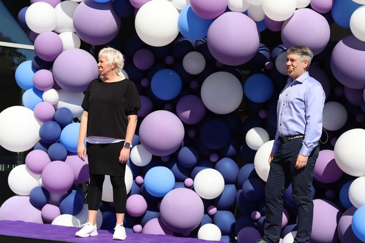 Kristina Edlund (S) och Niklas Borg (M)