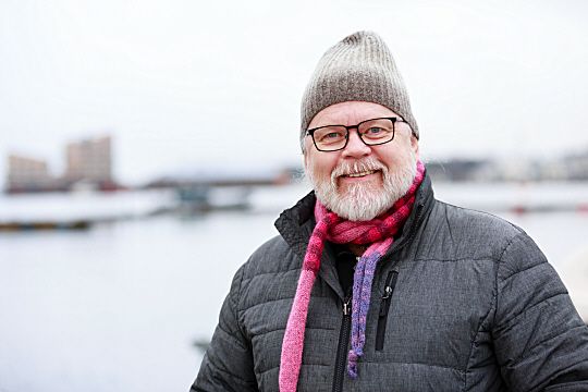 Idag skickas de första enkäterna inom Hälsa på lika villkor ut.