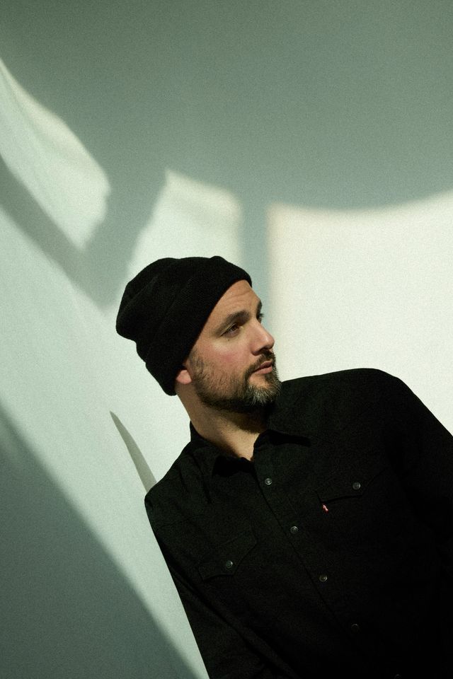 Pianisten Shai Maestro är en av 2000-talets mest tongivande jazzmusiker. Den 19 april spelar han på UKK med kvartetten The Guesthouse. Foto: Lorena Dini