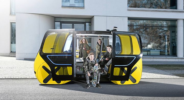 Volkswagen-koncernen presenterar den senaste versionen av sitt mobilitetskoncept med ett transportmedel för barn och ungdomar – skolbussen SEDRIC*.