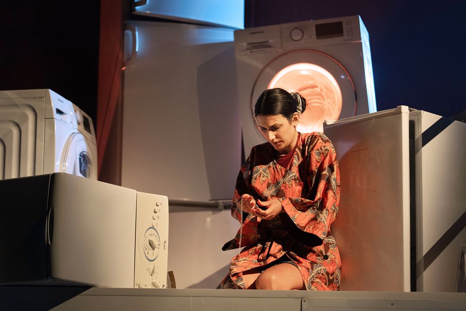 SÄG INGET TILL MAMMA