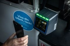Resenärer kommer inom kort kunna köpa Västtrafiks biljetter i appen Travis. Foto: Eddie Löthman