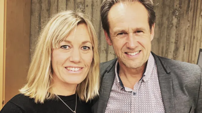 Svante Axelsson och Karin Bodén pratar om hur Sverige ska bli fossilfritt till år 2045 i det senaste avsnittet av Jämtkrafts podcast Framtidskraft.