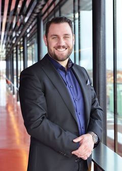 Food and beverage manager UKK 