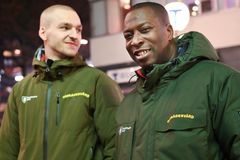 Farstalyftet är en trygghetsskapande kraftsamling mellan Farsta stadsdelsförvaltning, Familjebostäder och Stiftelsen På Rätt Väg. Fotograf: Anders Hammarström Bilden får inte användas kommersiellt