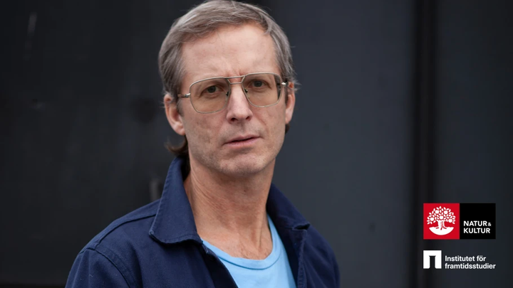 Magnus Linton ska med föreläsningar, interaktiva workshops och en särskild skrivarskola för forskare främja en långsiktig utveckling av svenska forskares skriftliga berättarkompetens. Foto: Cato Lein