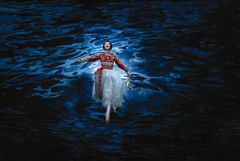 Askungen, premiär 25 maj. Koreograf: Tamara Rojo. Kostymdesign: Christian Lacroix. Foto: Thomas Klementsson/Kungliga Operan