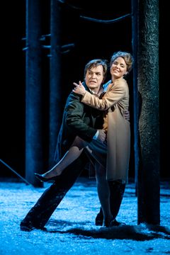 Figaros bröllop. Vivianne Holmberg och Ola Eliasson. Foto Kungliga Operan/Sören Vilks