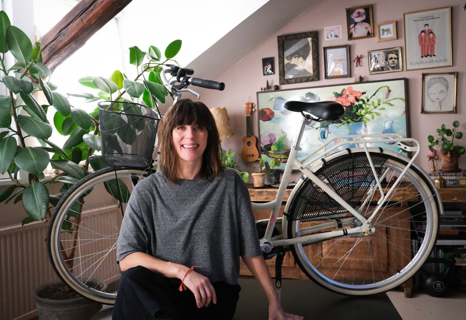 Isabelle McAllister designar en cykel för tjejers rättigheter