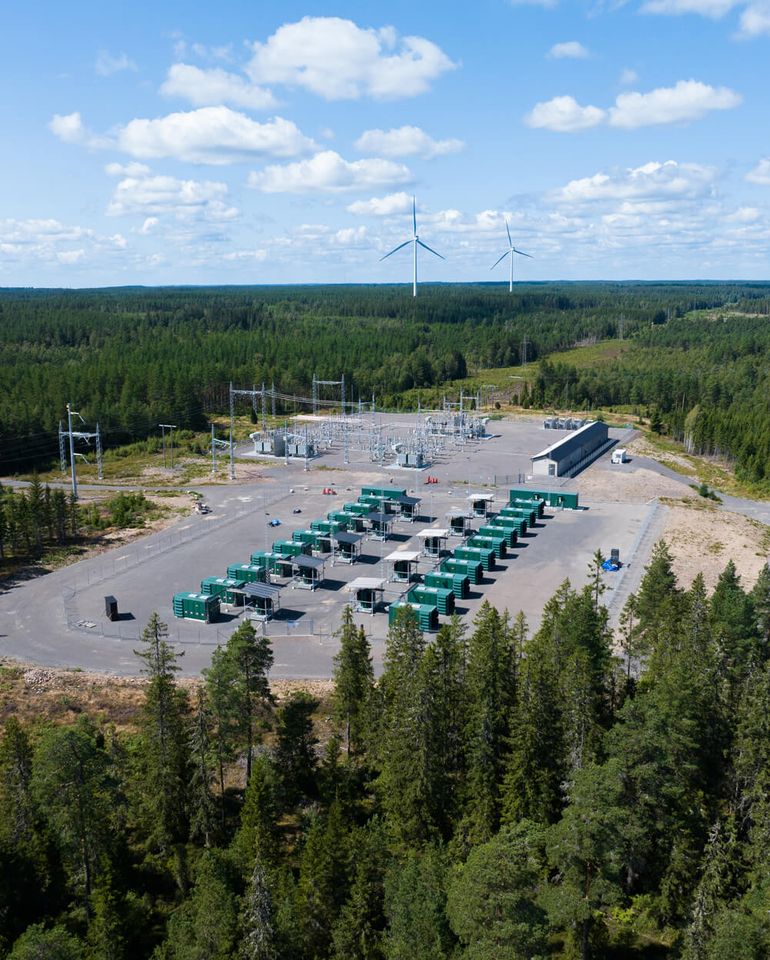 Bredhälla-(1000x1246)