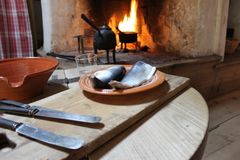 Påsk i Oktorp. Easter dinner in the Oktorp farmstead. Foto: Maria Johansson/Skansen
