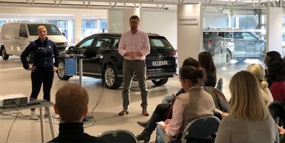 Olofsson Bil berättar om hur det är att arbeta ii den moderna motorbranschen