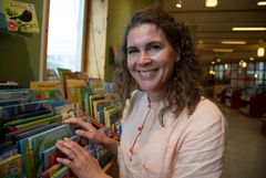 Anna-Maria Wedman samordnar Örnsköldsviks biblioteks satsning riktad till nationella minoriteter
