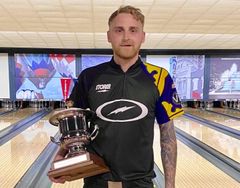 Jesper Svensson vann i natt The Storm Cup: PBA David Small´s Championship.  Foto: PBA