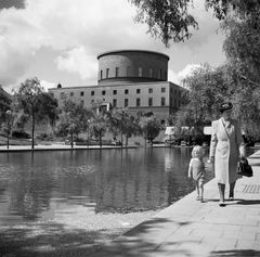 Asplunds pärla: Stadsbiblioteket. Foto: J. H./Svenska Dagbladet, 1944.