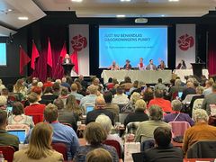 424 ombud samlades i Helsingborg då Socialdemokraterna höll distriktskongress 2023. Partiordförande Magdalena Andersson talade om behovet av socialdemokratisk välfärdspolitik.